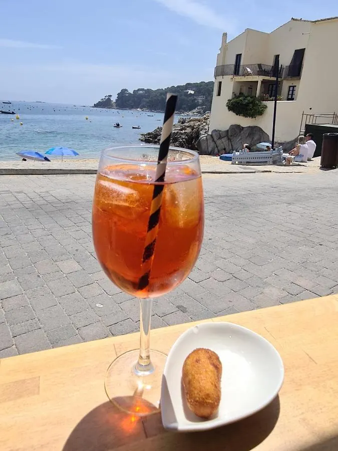 Apartment, Short Walk To The Beach Calella De Palafrugell