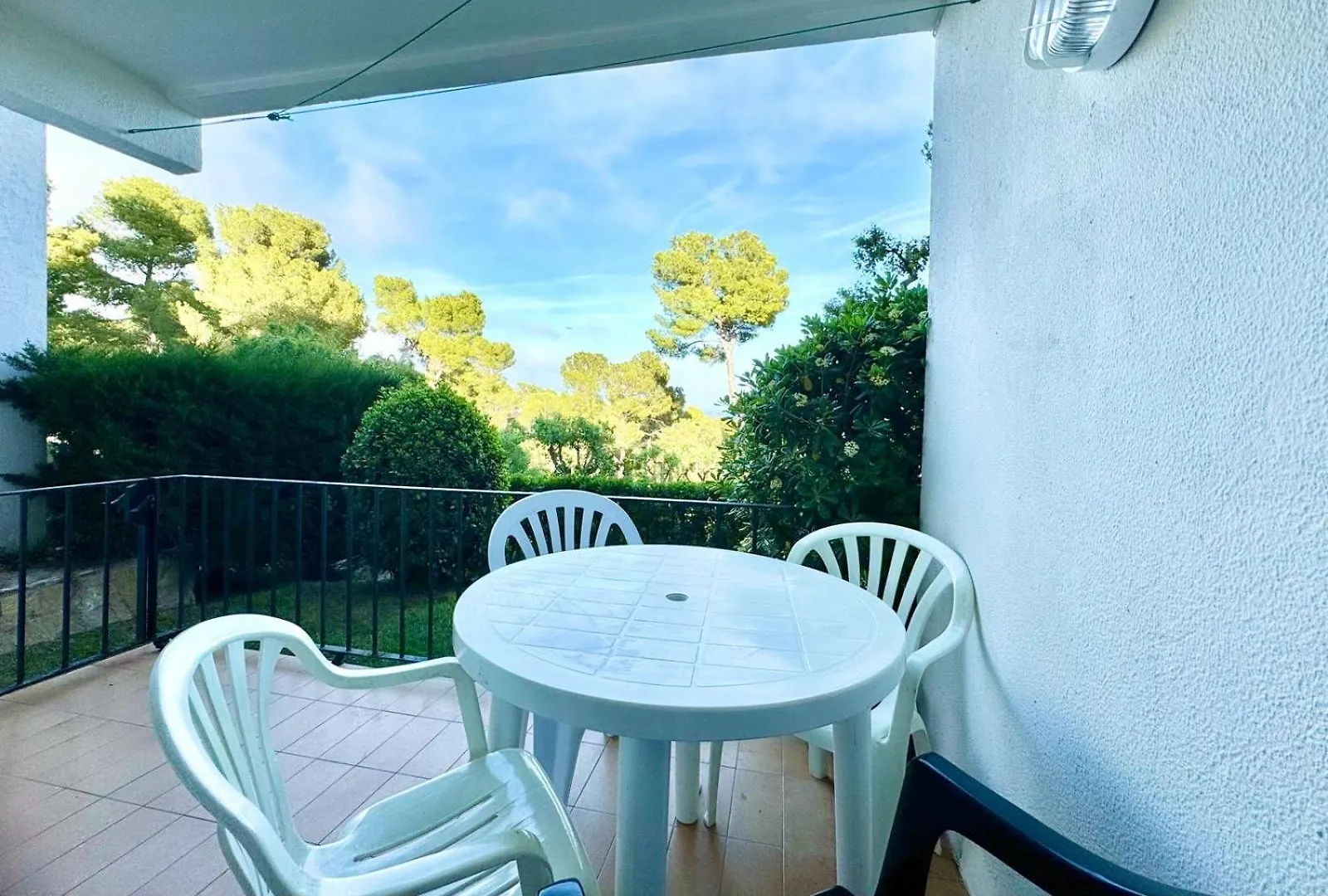 Apartment, Short Walk To The Beach Calella De Palafrugell Spain